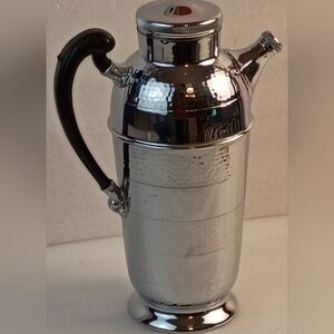 1930's-1950's Art Deco Cocktail Shaker Farber Bros Krome Kraft Bakelite Handle